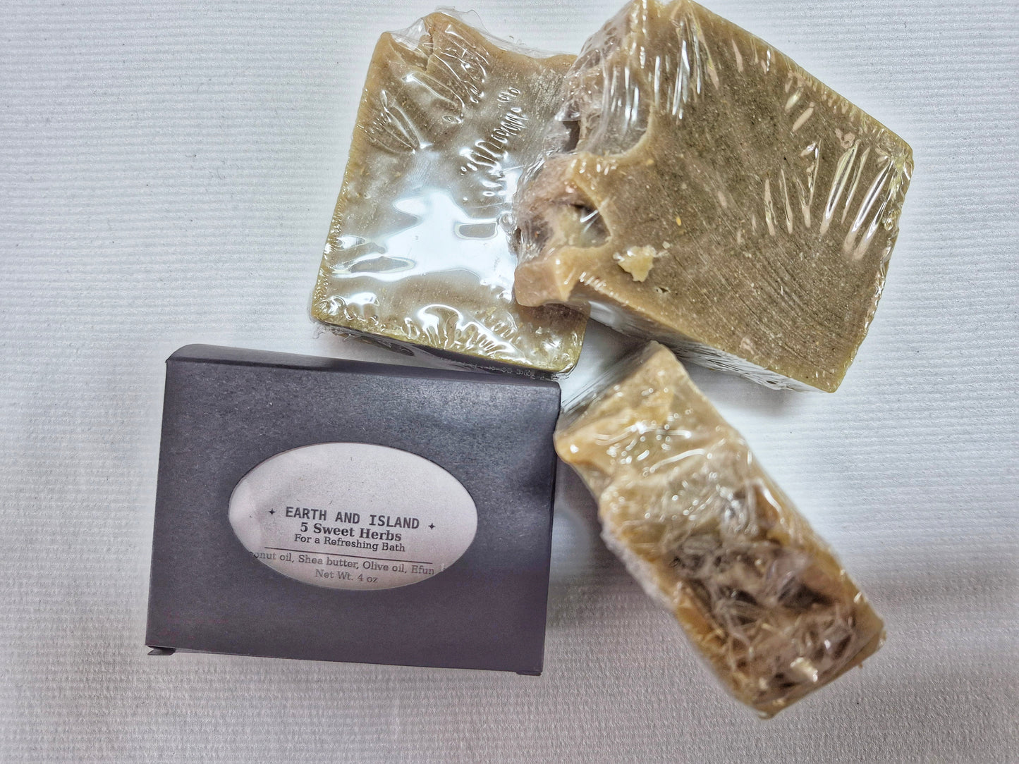 Earth and Island 5 Sweet Herbs Soap
