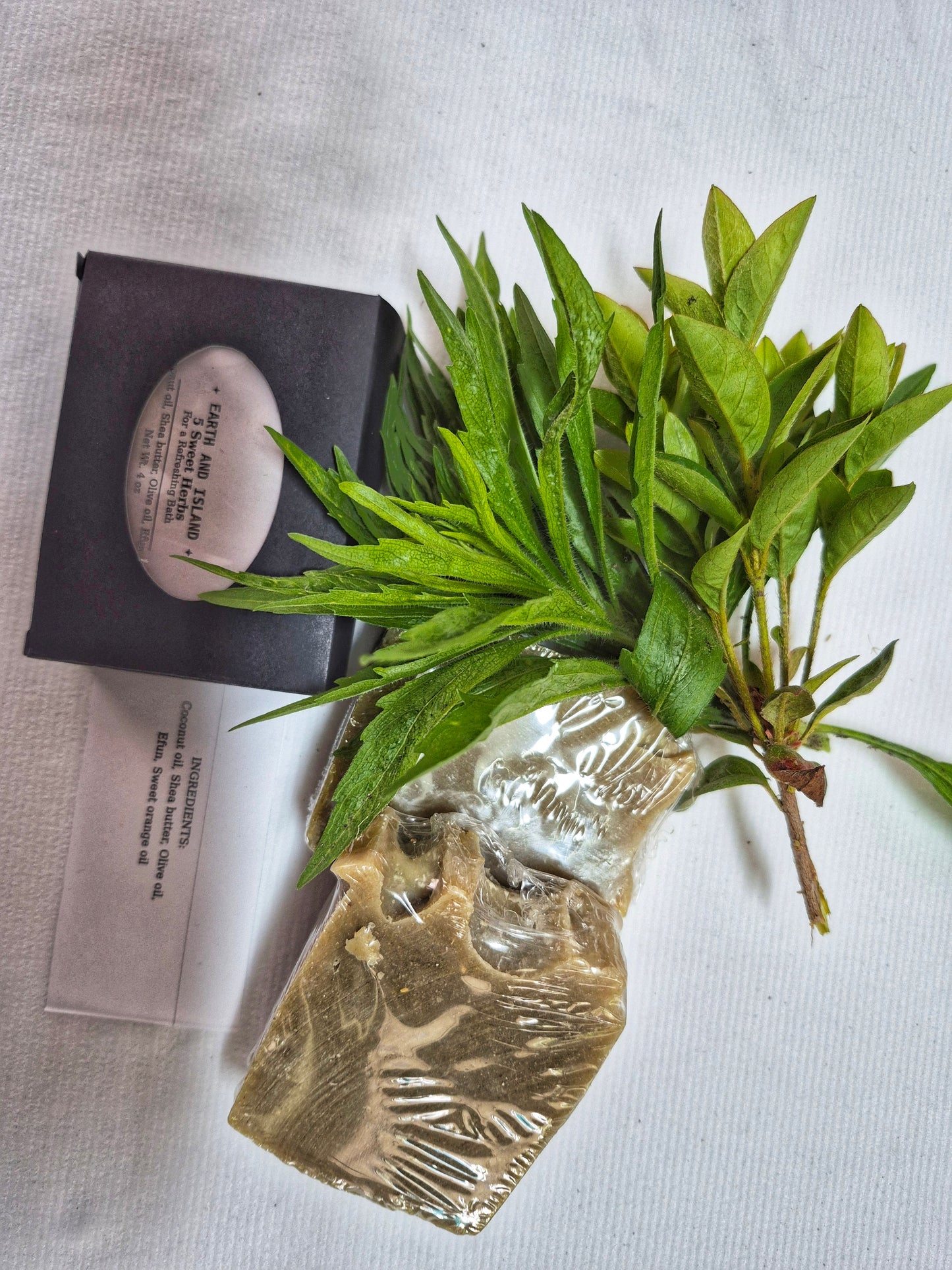 Earth and Island 5 Sweet Herbs Soap